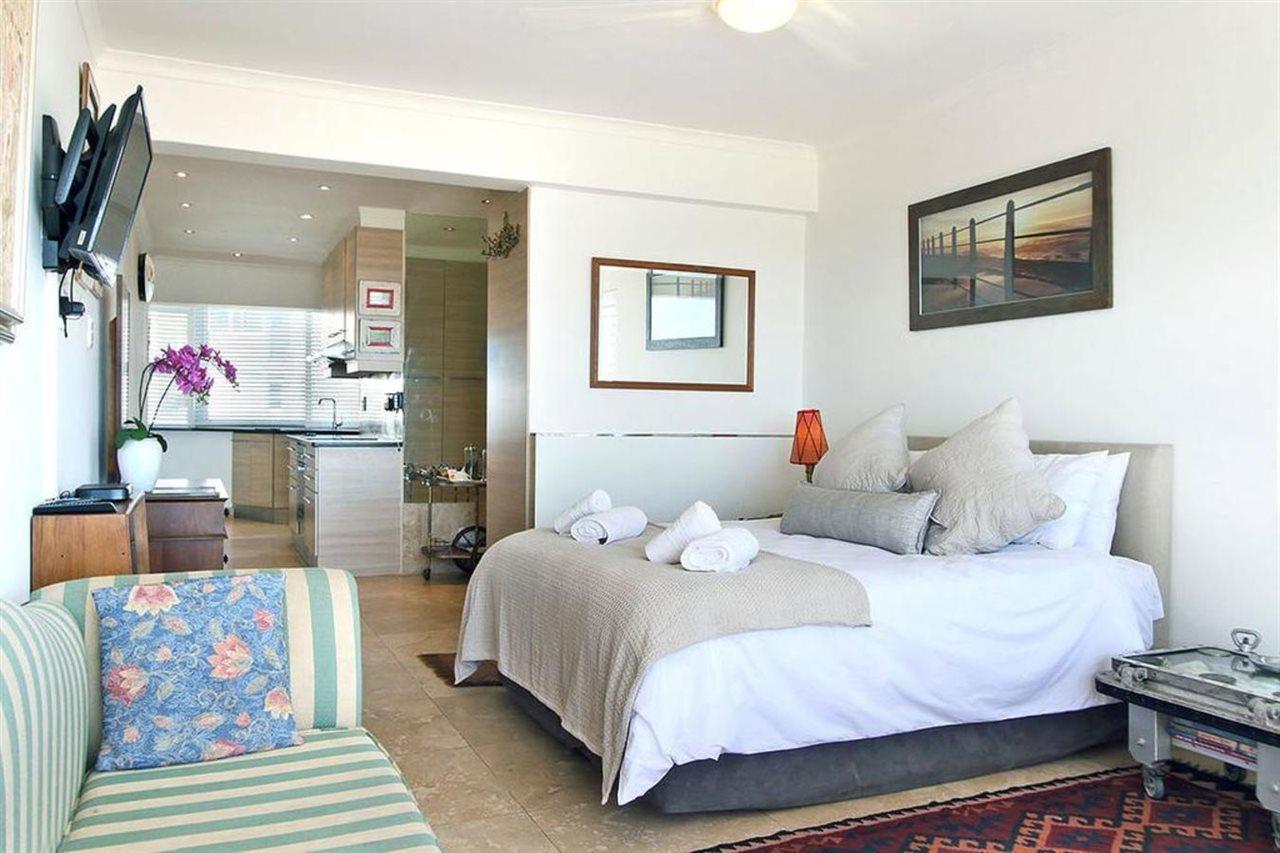 Dolphin Bay 2 Appartement Kaapstad Buitenkant foto