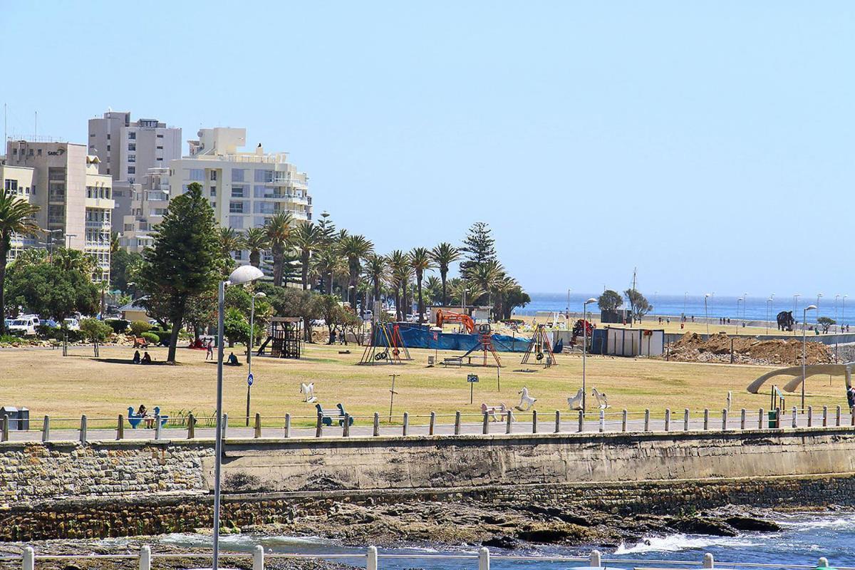 Dolphin Bay 2 Appartement Kaapstad Buitenkant foto