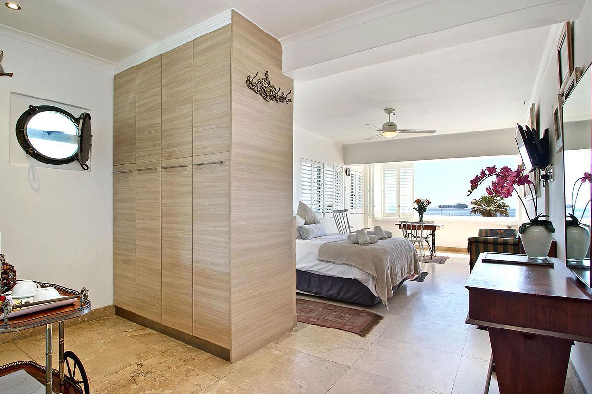 Dolphin Bay 2 Appartement Kaapstad Buitenkant foto