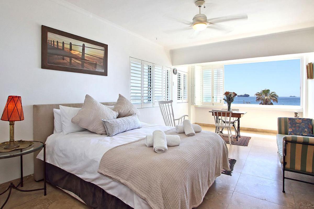 Dolphin Bay 2 Appartement Kaapstad Buitenkant foto